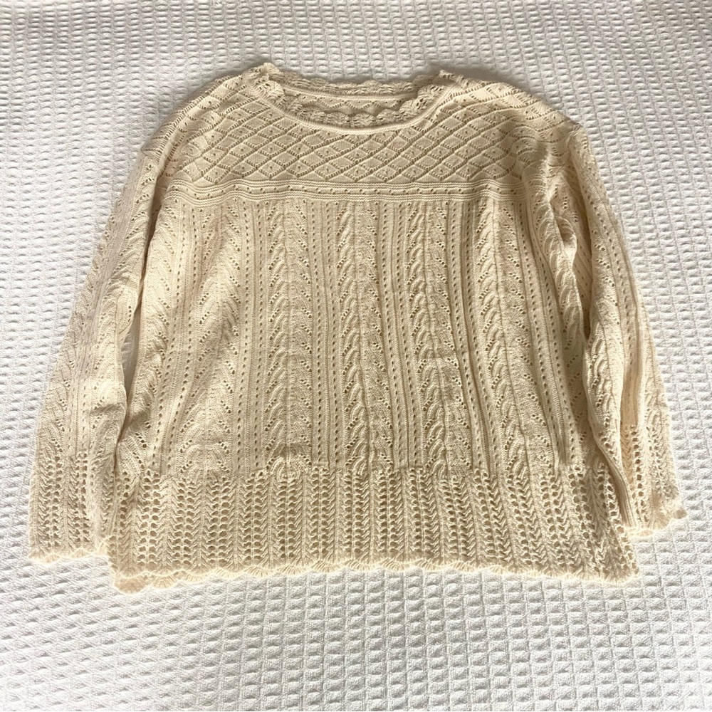 Cream Acrylic Knit Sweater size Large